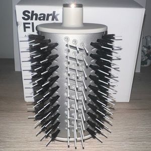 Shark FlexStyle Oval Brush attachment
